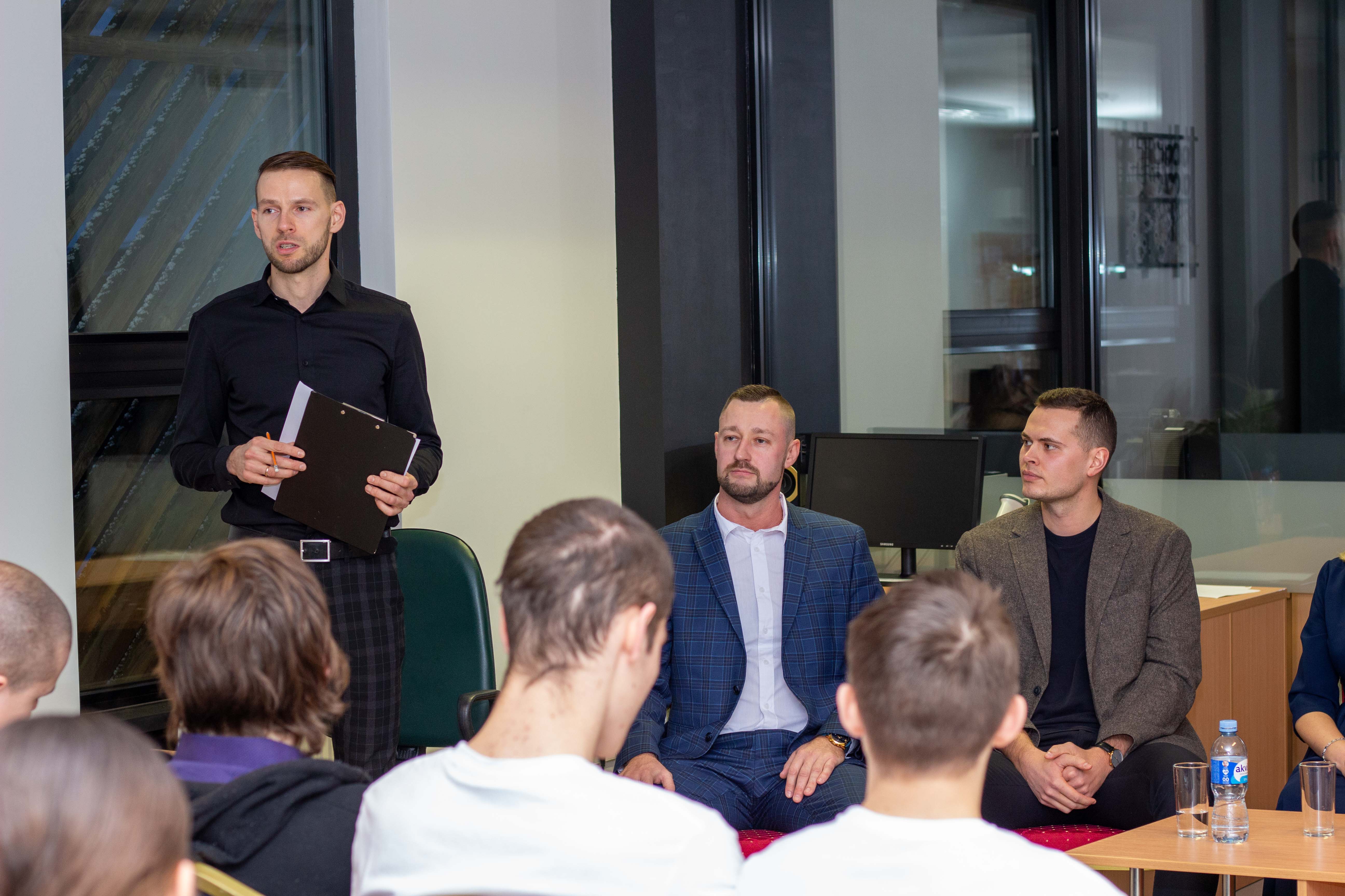 diskusija-_8