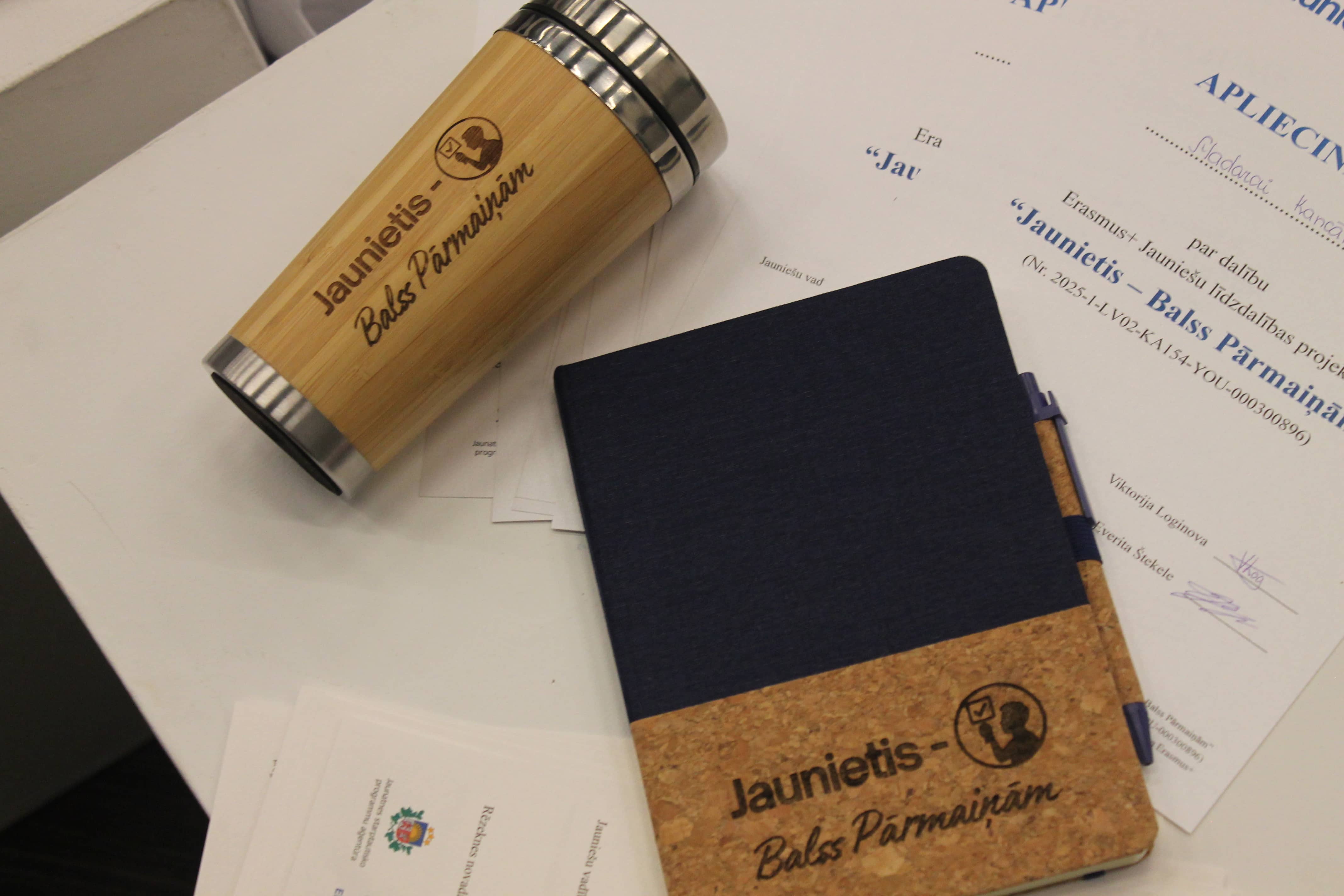 jaunietis-politika_20